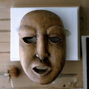 H A N D M A D E  Vintage Carved Mask/Wall Sculpture Plaque/11"